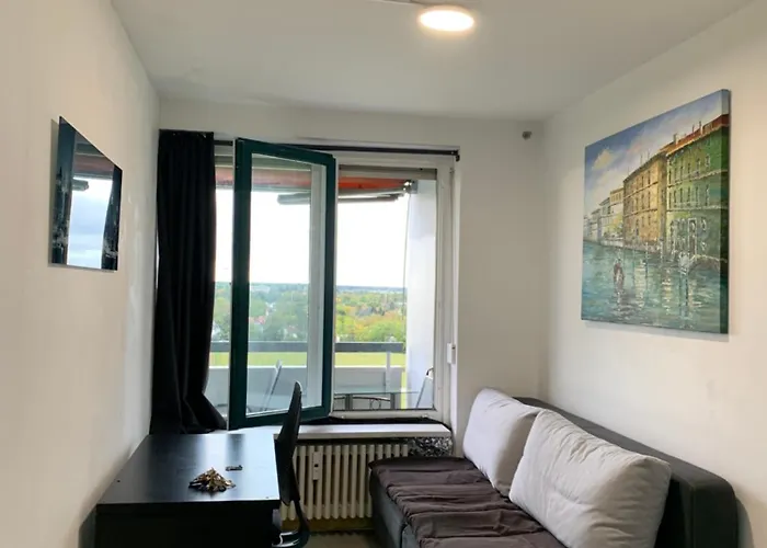3 South Wg Apartment *